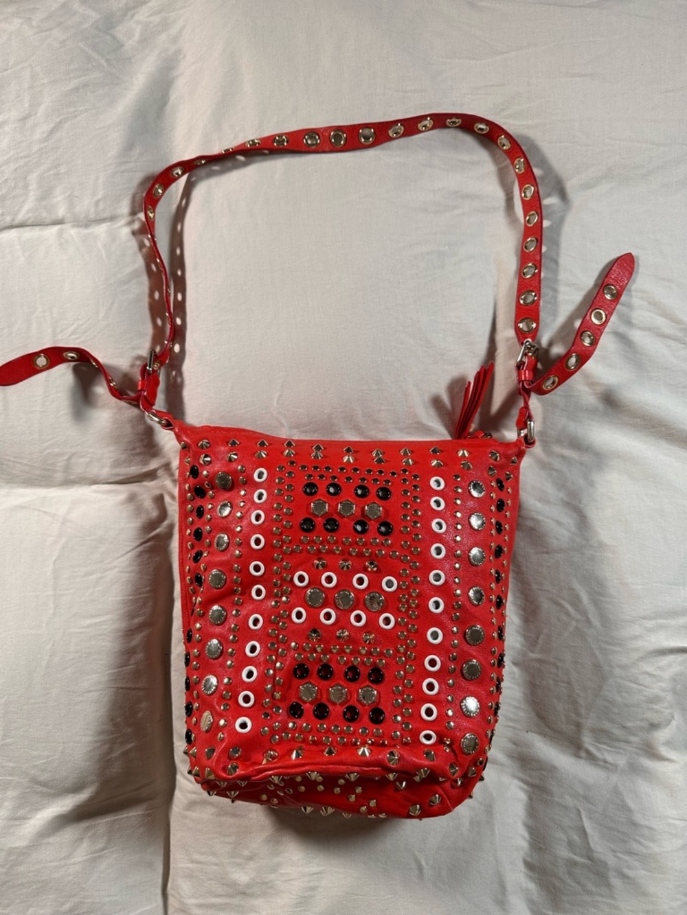 Marc By Marc Jacob’s Tribal Pixie Bucket Bag Cylinder Purse Y2K Red Studded Bag